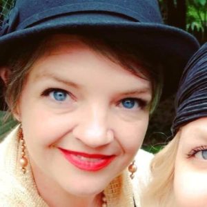 daisy thompson Reiki Training Weekend Workshop